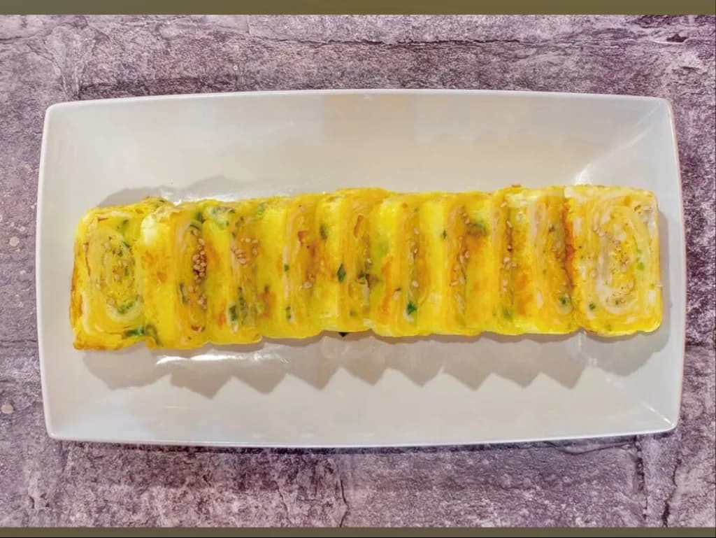 KOREAN ROLLED OMELETTE