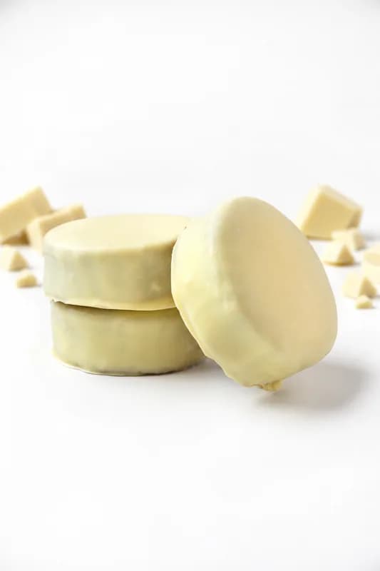White Chocolate Dulce de Leche Alfajores