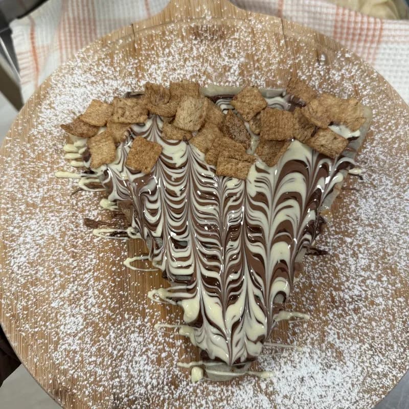 Cinnamon Toast Crunch Crêpe