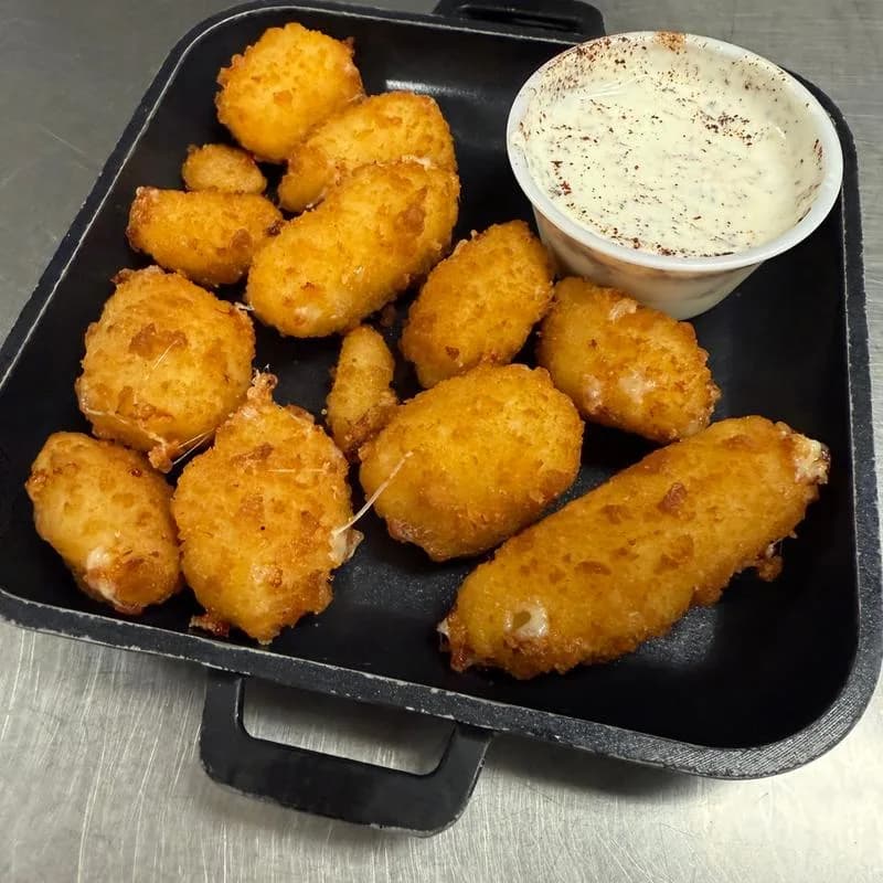Crispy Cheddar Bites