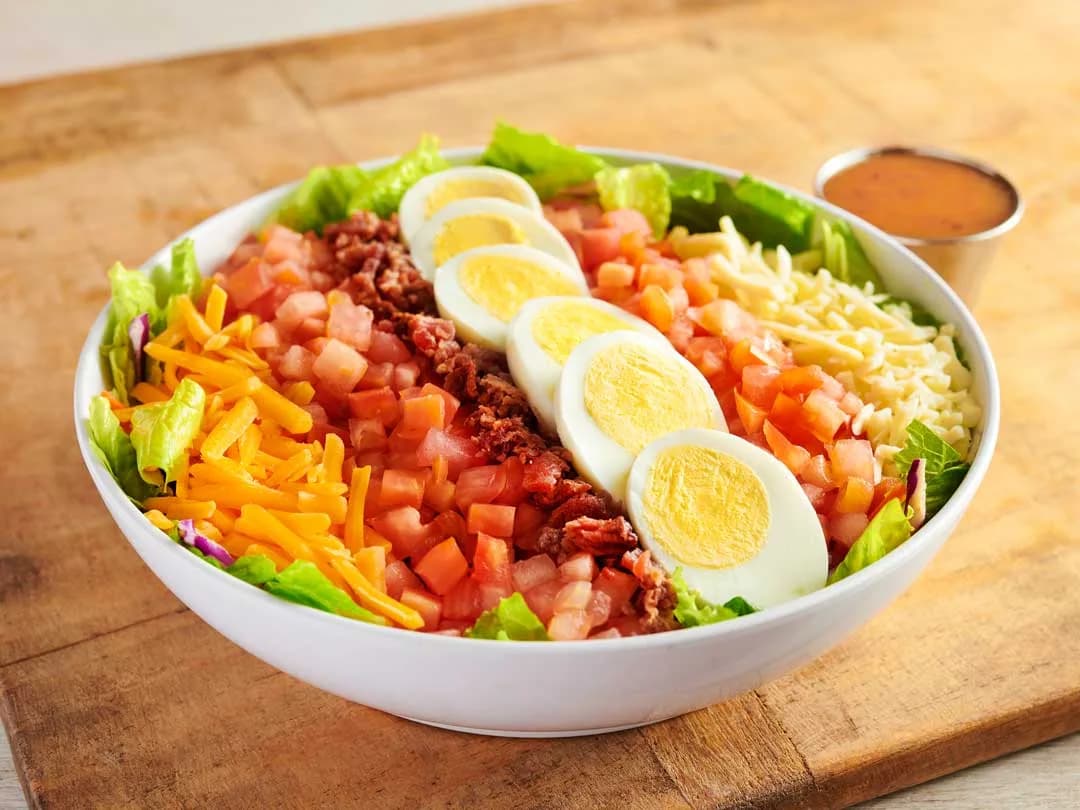 Hooters Salad