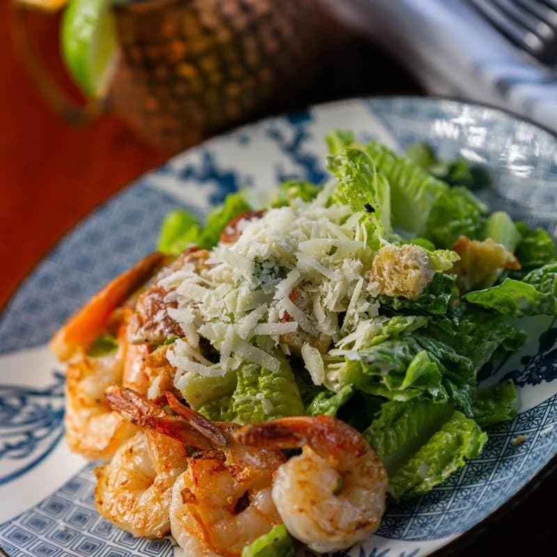 Classic Caesar Salad (V)