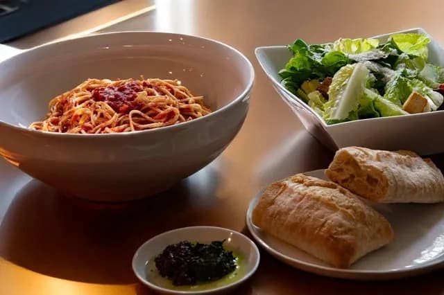 Bundle Linguine & Marinara for 4