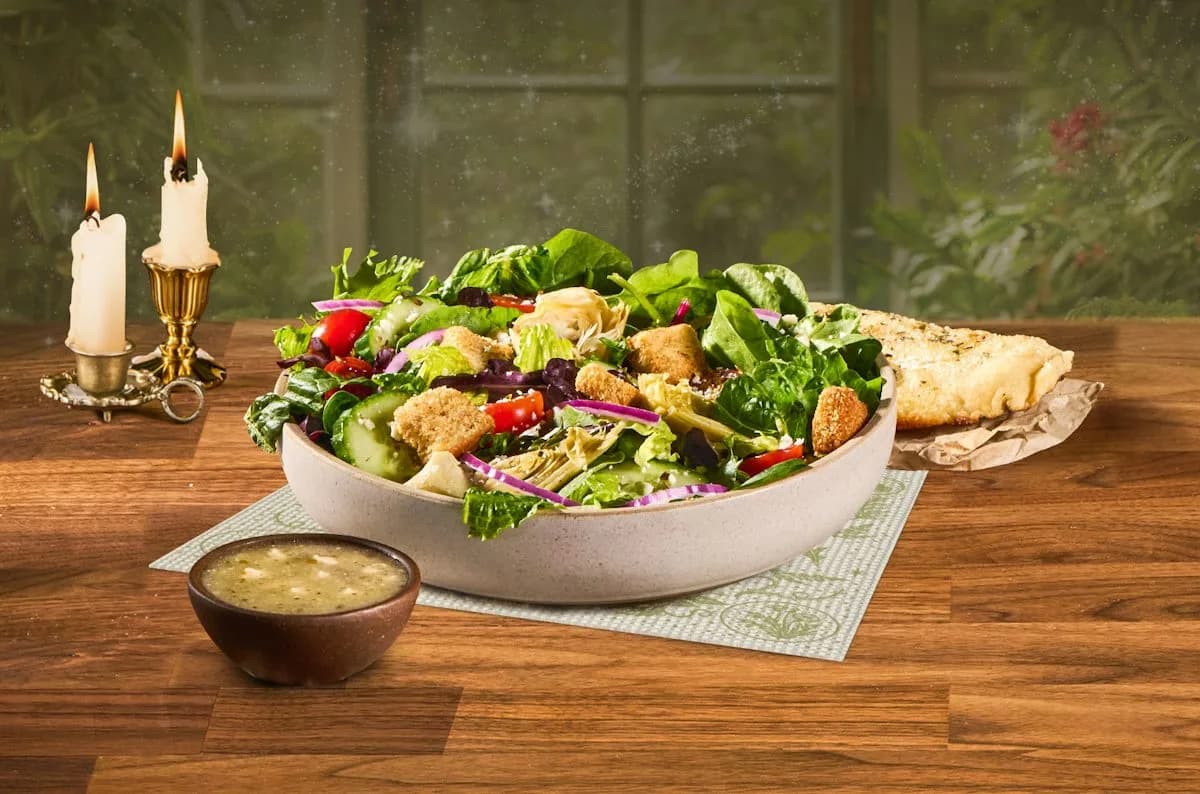 Greenhouse Grecian Salad - Entree