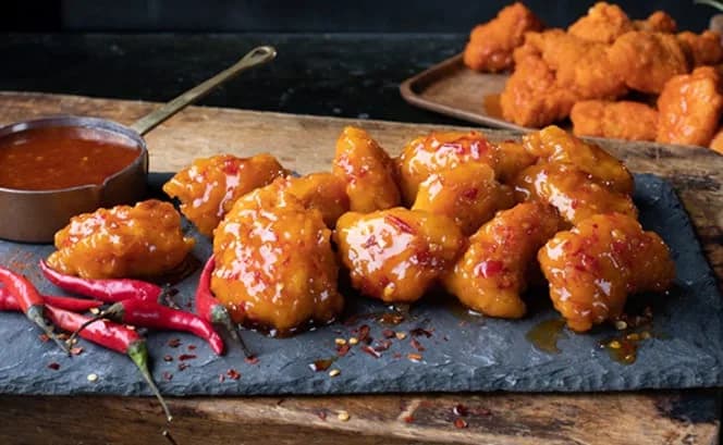 BONELESS CHICKEN