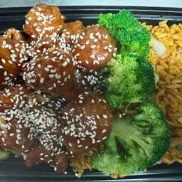 Sesame Chicken (Combination Platter)