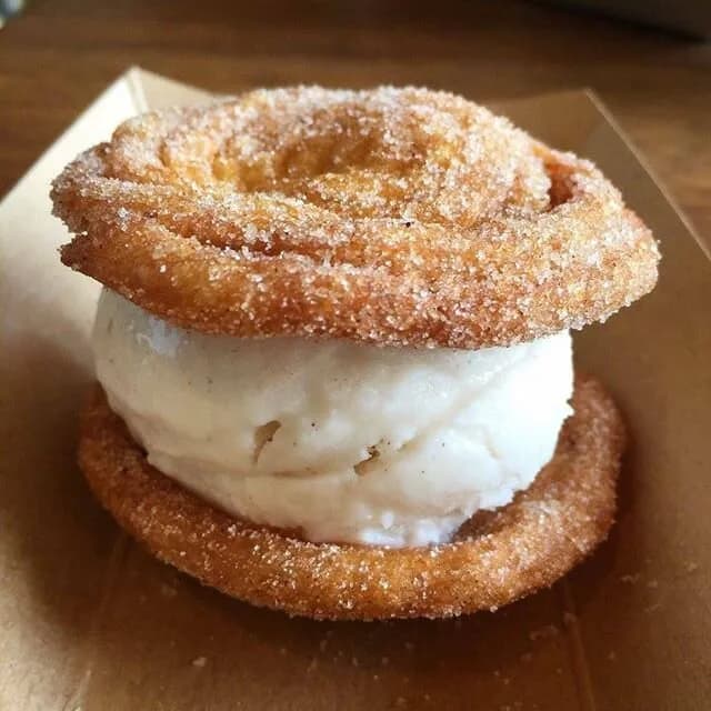 ICE CREAM SANDWICHES