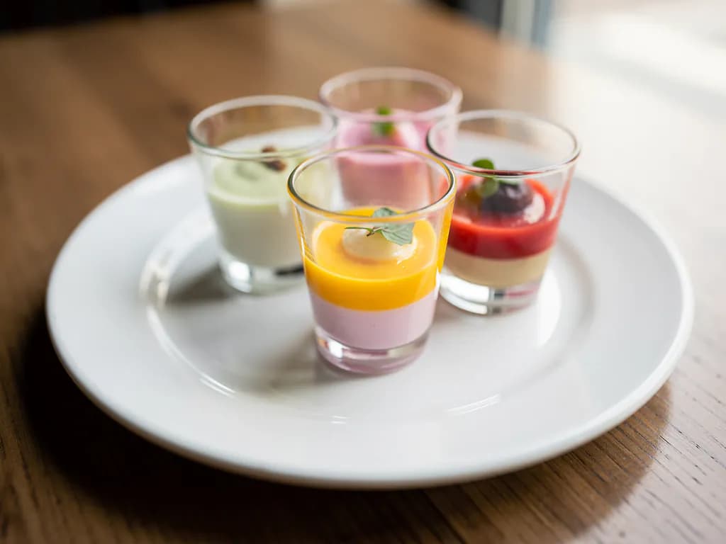 MINI SHOTS