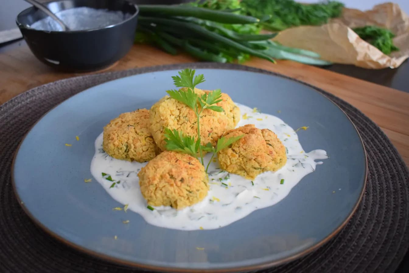 OVEN-BAKED FALAFEL PLATE