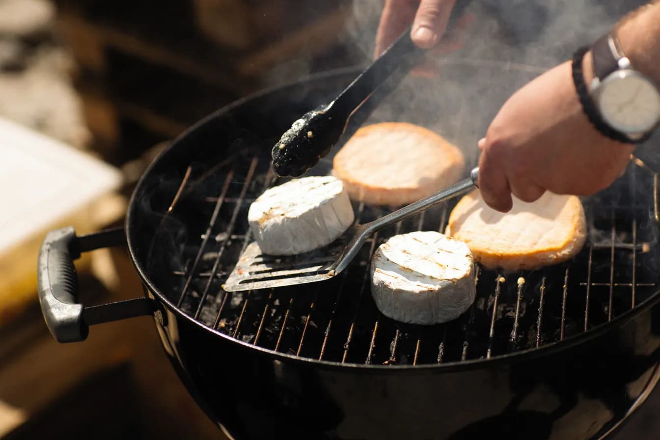 Grilled Brie and Berry