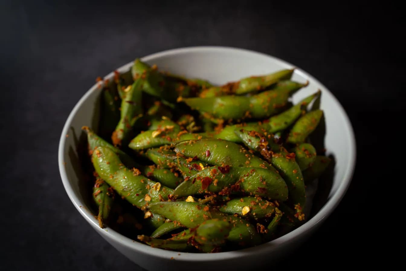 Spicy Garlic Edamame