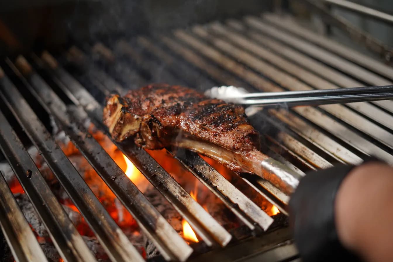 32oz Tomahawk