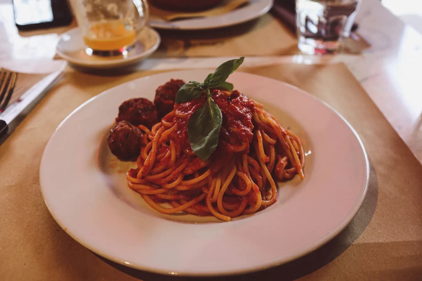 SPAGHETTI MEATBALLS