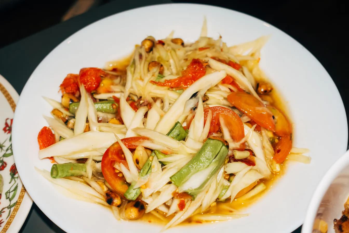 Som Tom (Green Papaya Salad)