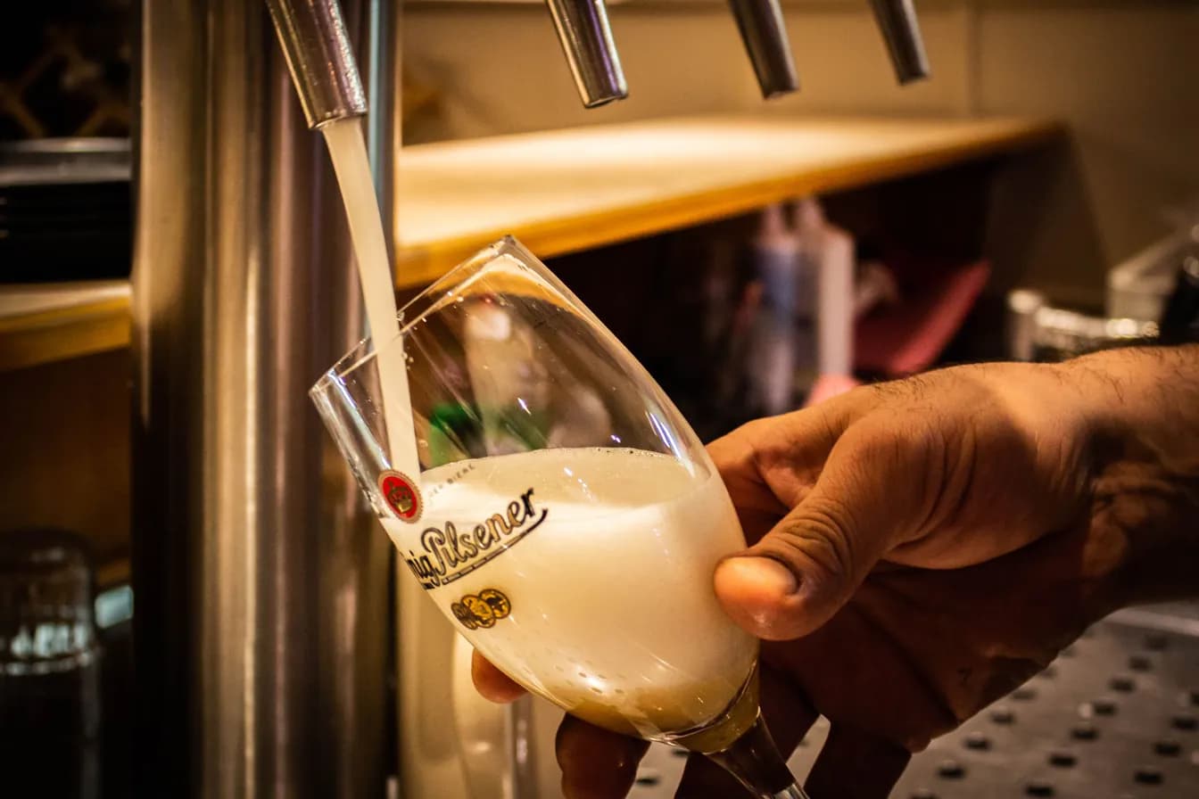 On Tap • De Barril