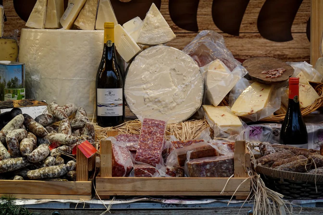 Cured Meats & Cheeses
