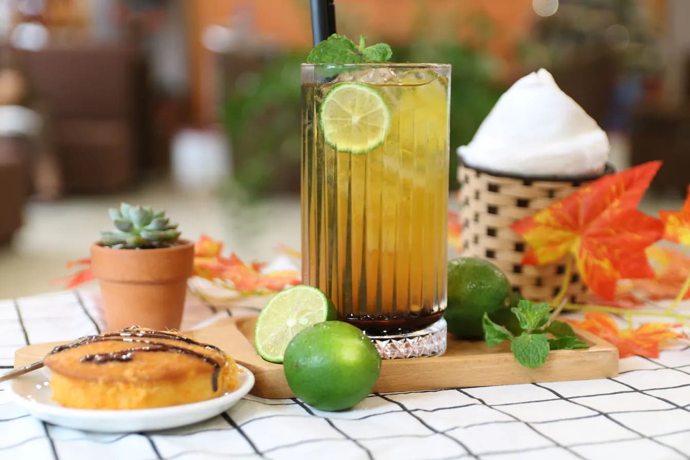 Freshly Brewed Sweet Iced Tea 1/2 Gallon Jug