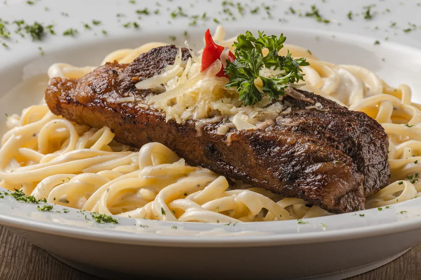 FETTUCCINI ALFREDO