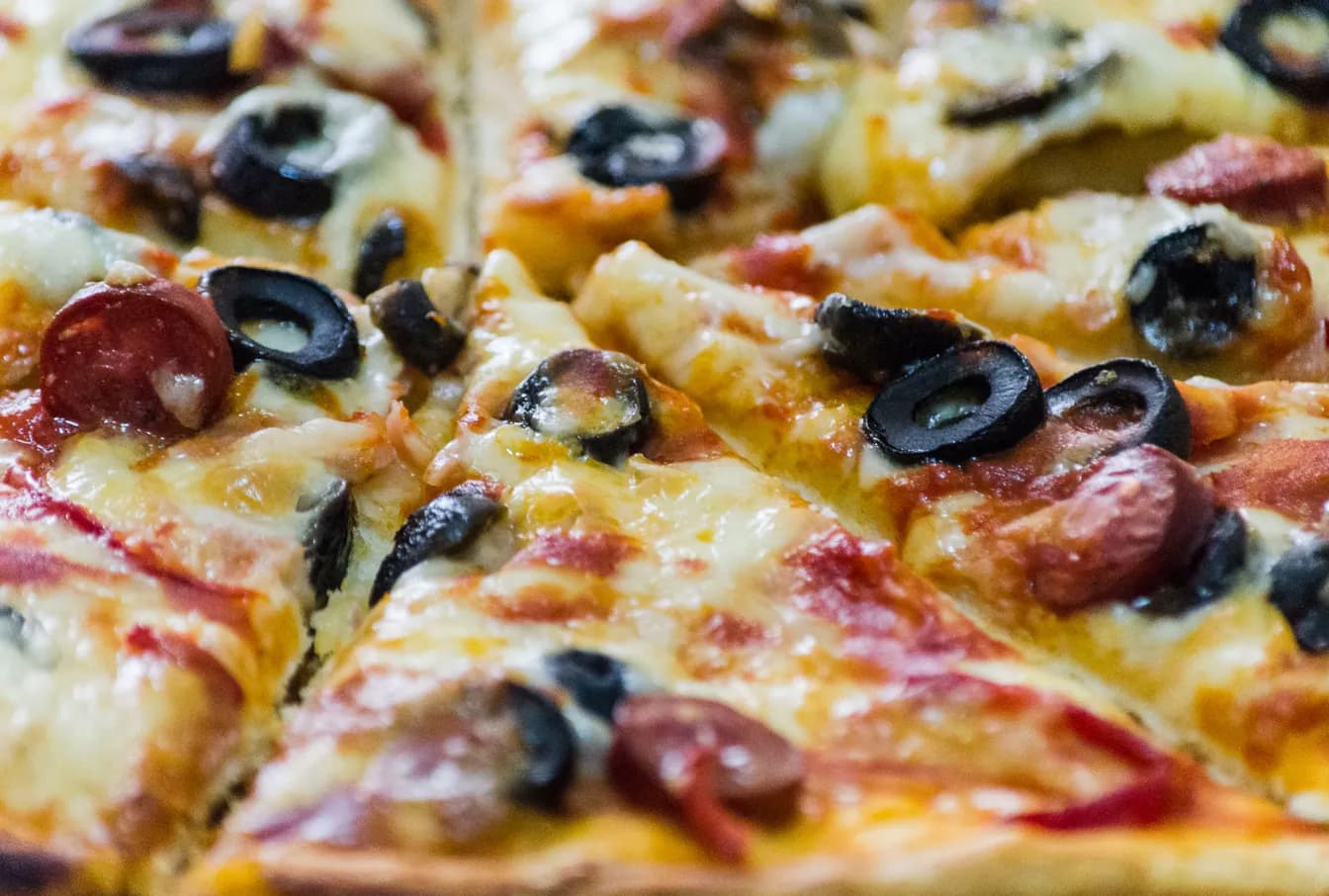 Anthony's Classic Cheese Pizza