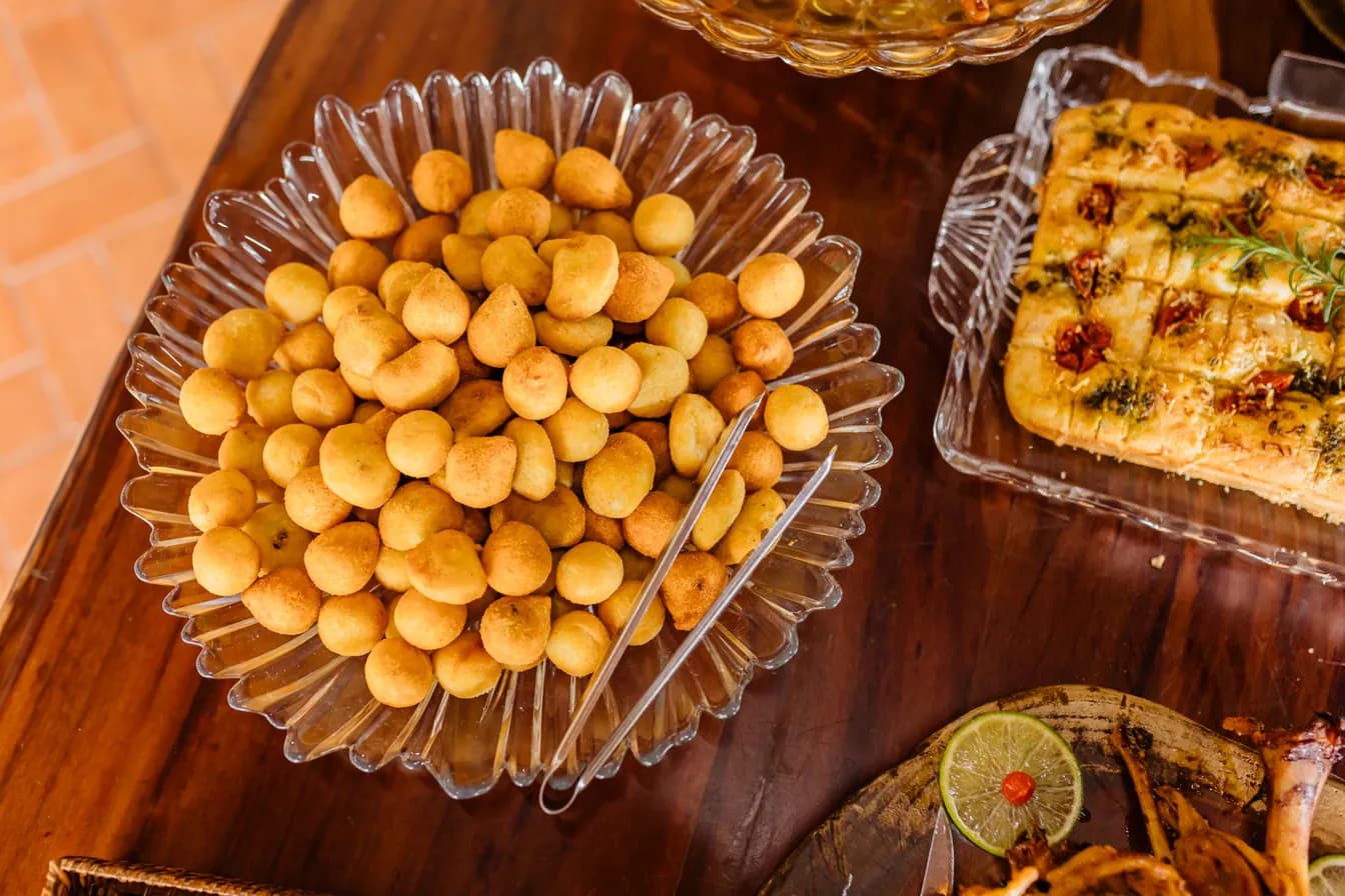 PARMESAN BREAD BITES