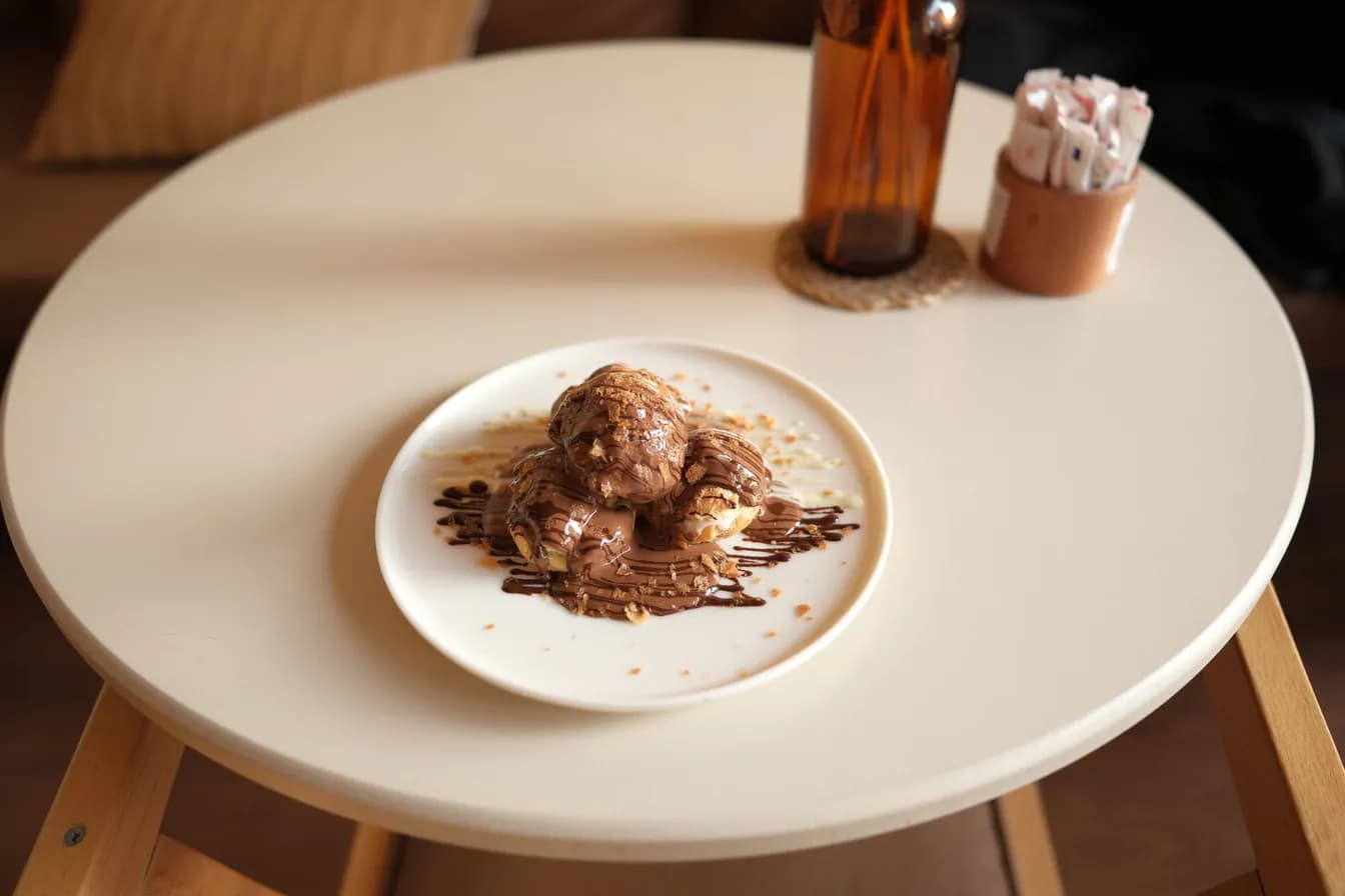 Ferrero Rocher Cream Puff