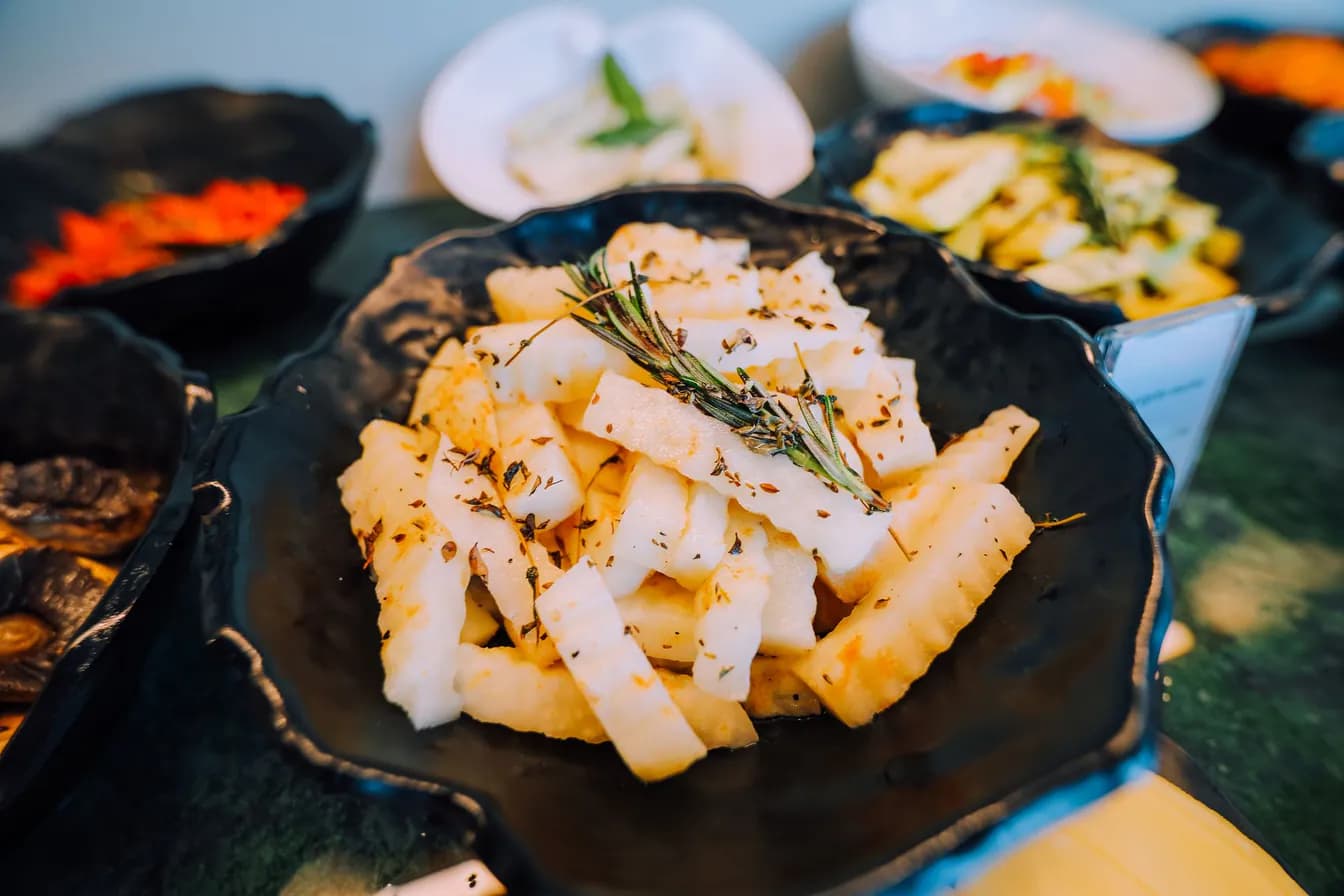fresh, seasoned potatoes