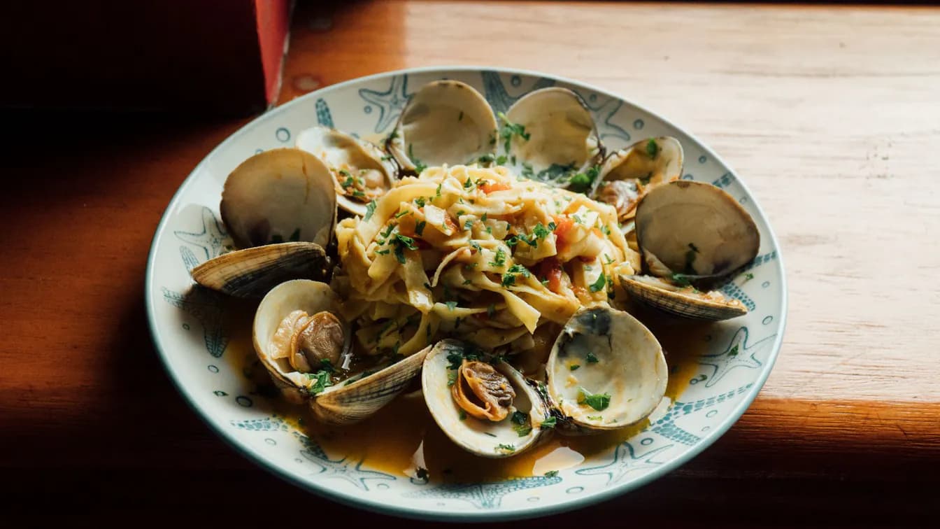 Linguini & Manila Clams