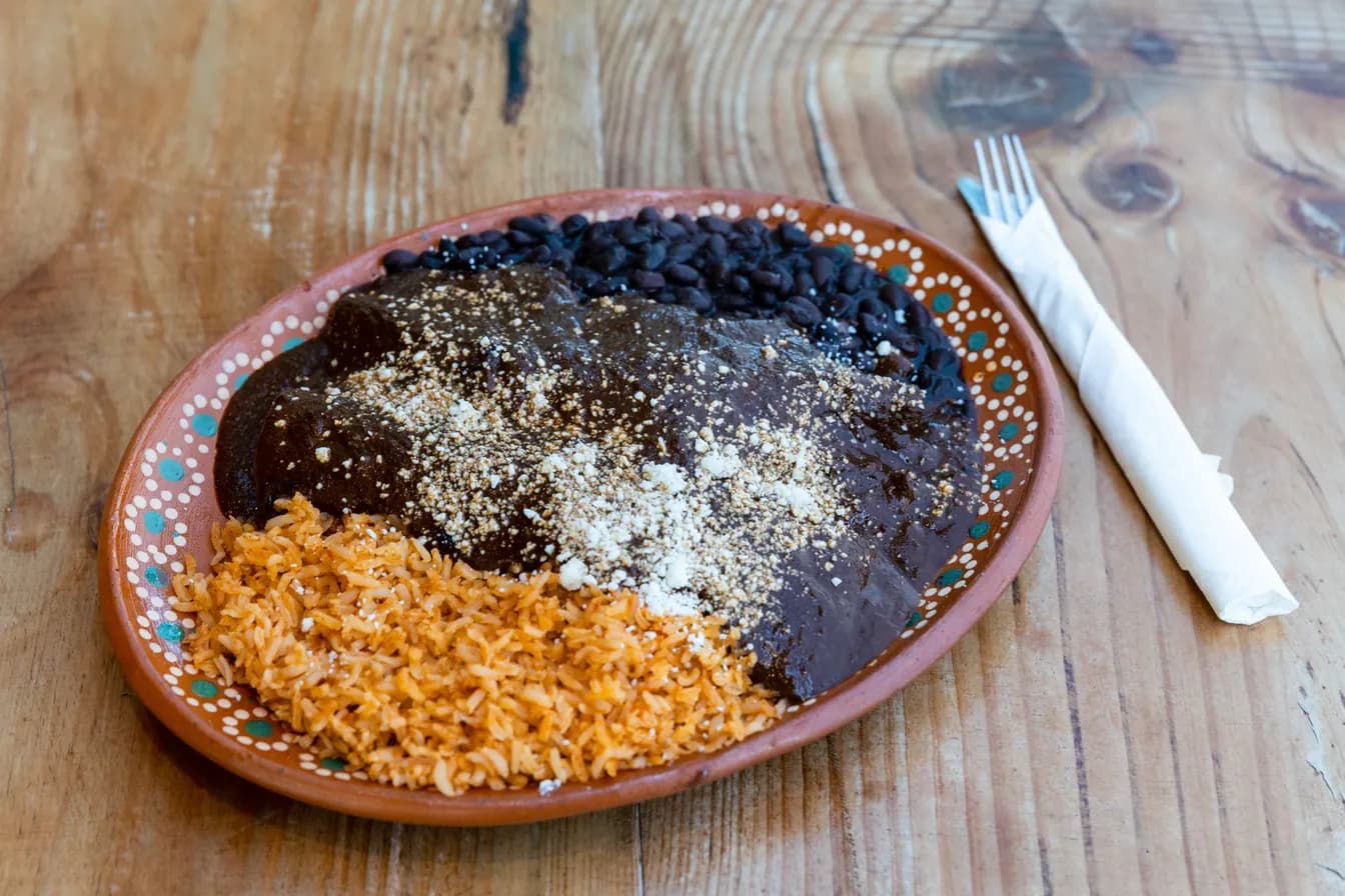 mole poBlano ChiCken