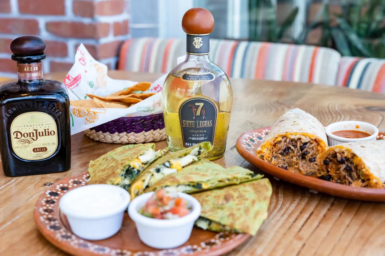 Señor Tequila Sampler