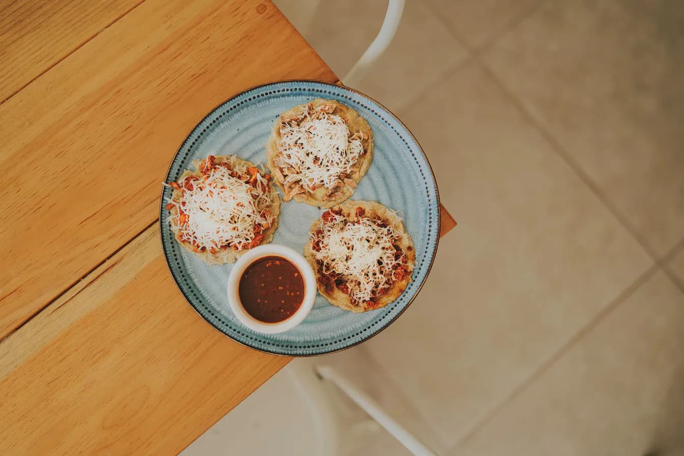 Sopes Steak