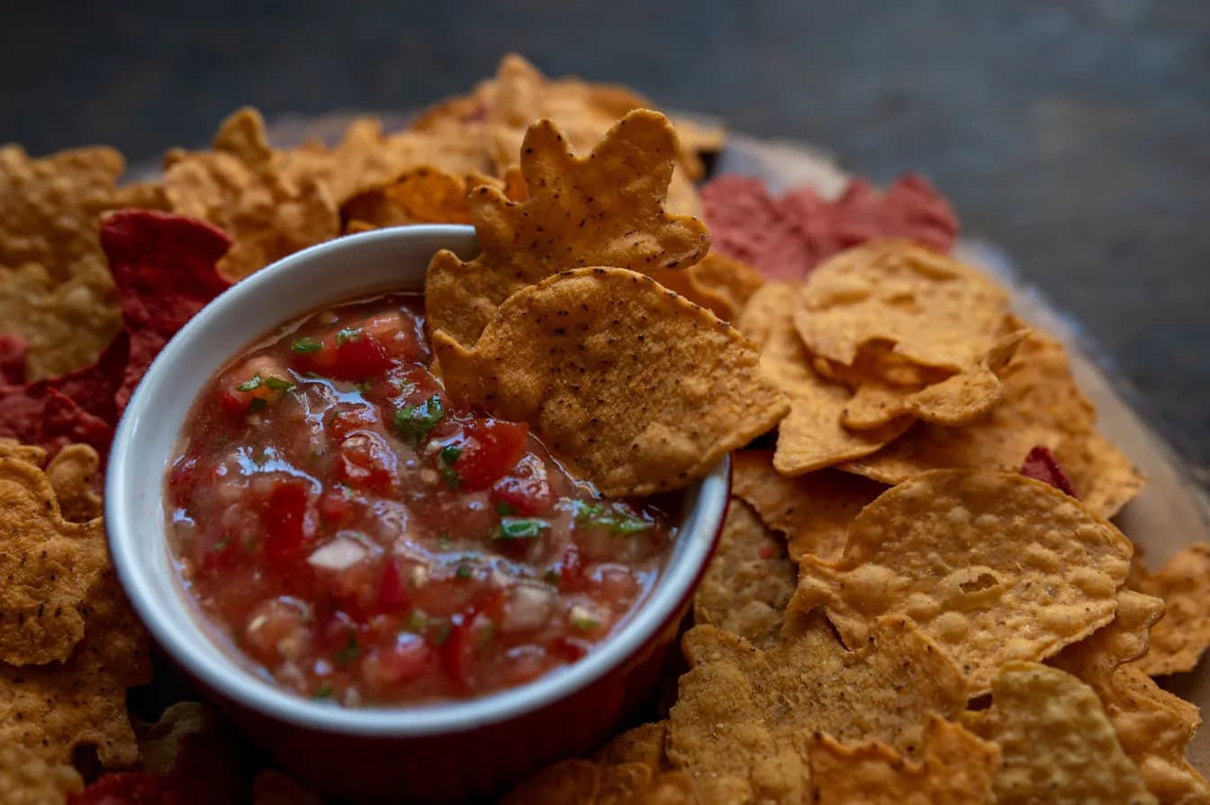 chips salsa