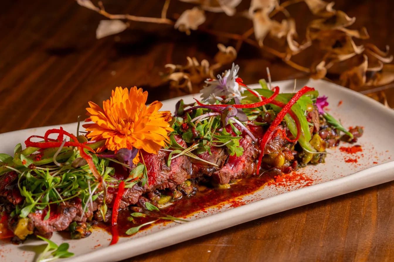wagyu no tataki, kuro toryufu ponzu gake
