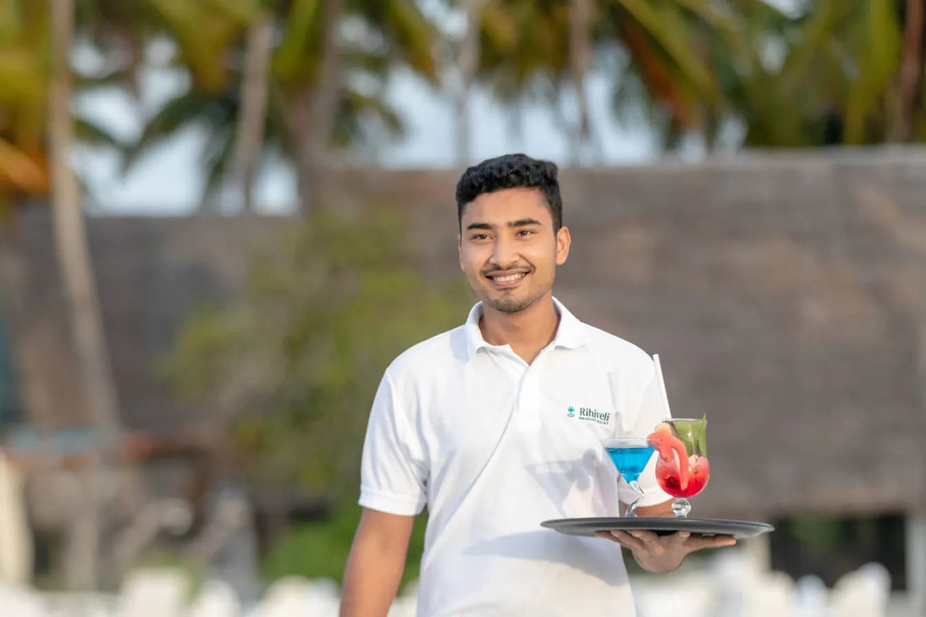 ISLAND DRIFT - "STAFF CREATED COCKTAIL"
