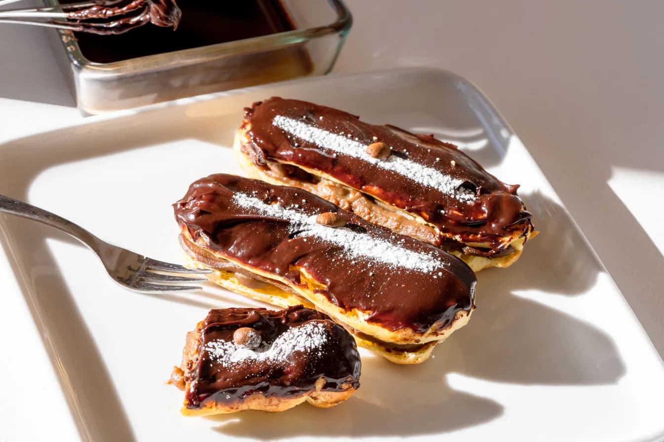 Jumbo Eclairs
