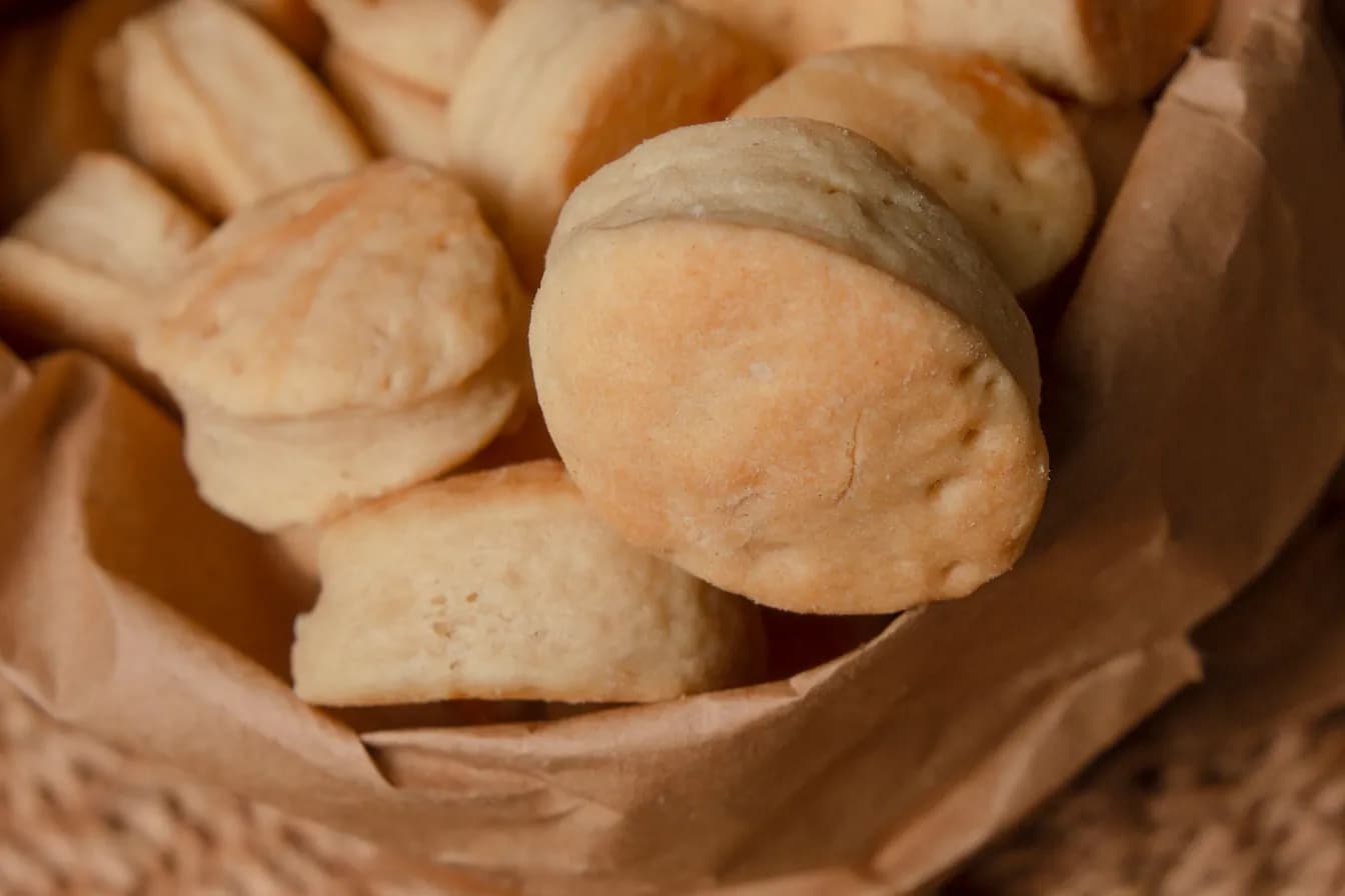 GRILLED BISCUIT