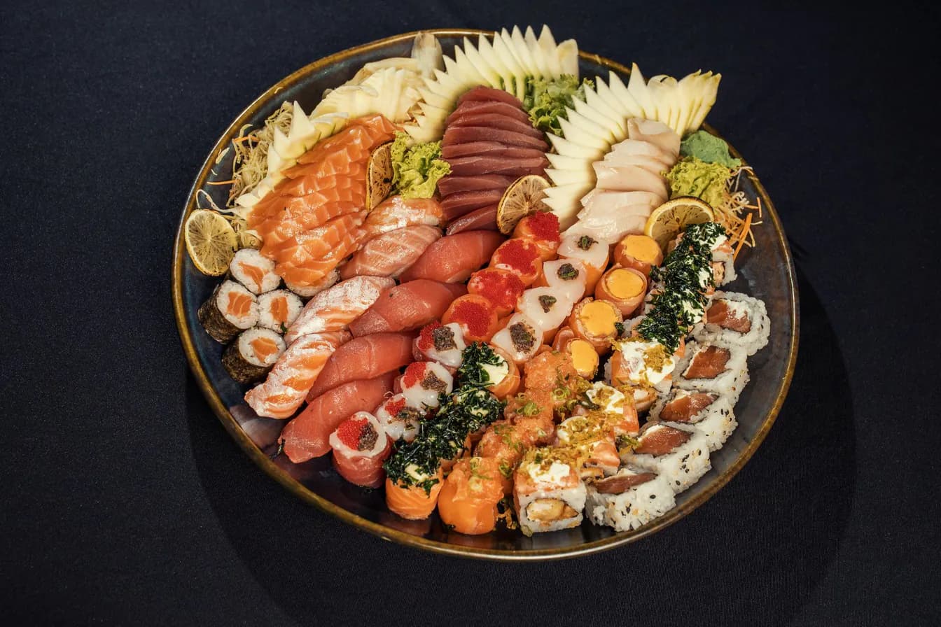 Sushi & Sashimi Combo