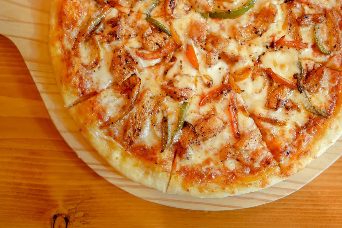 BBQ Chicken Pizza (Large 14")
