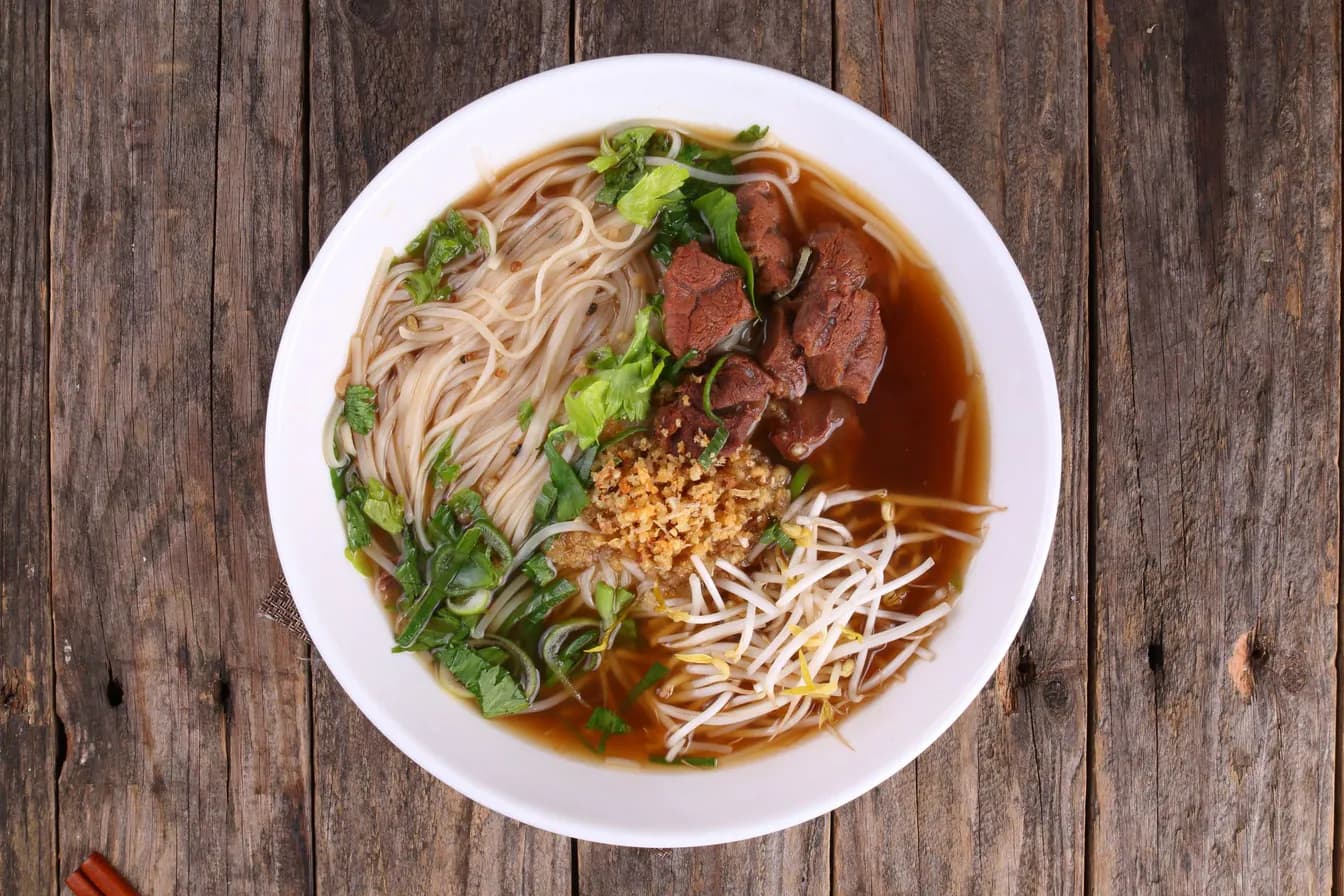 Beef Noodle Soup (Pho)