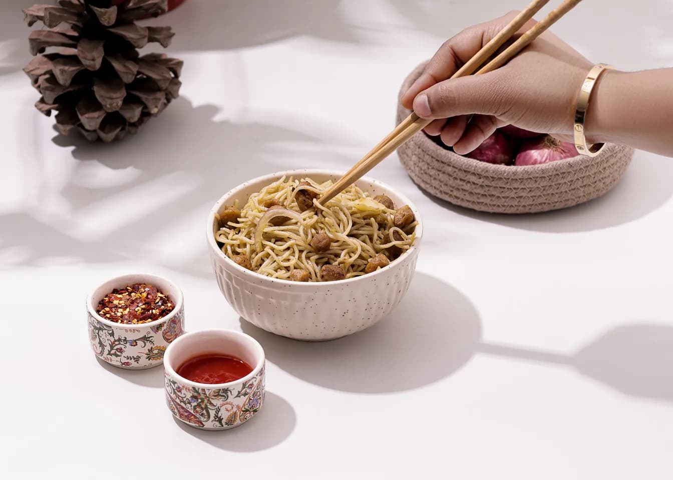 35. 菜炒面 Veg. Chow Mein
