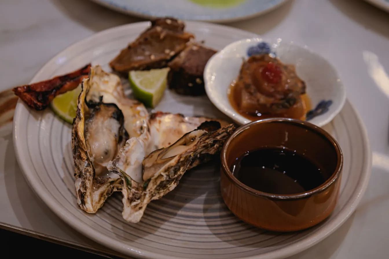Natura Oyster