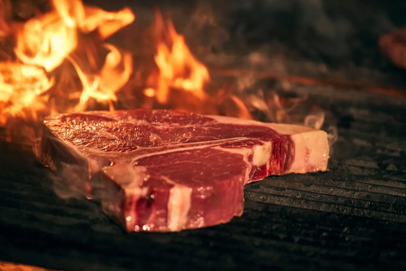 T-Bone Steak & Eggs