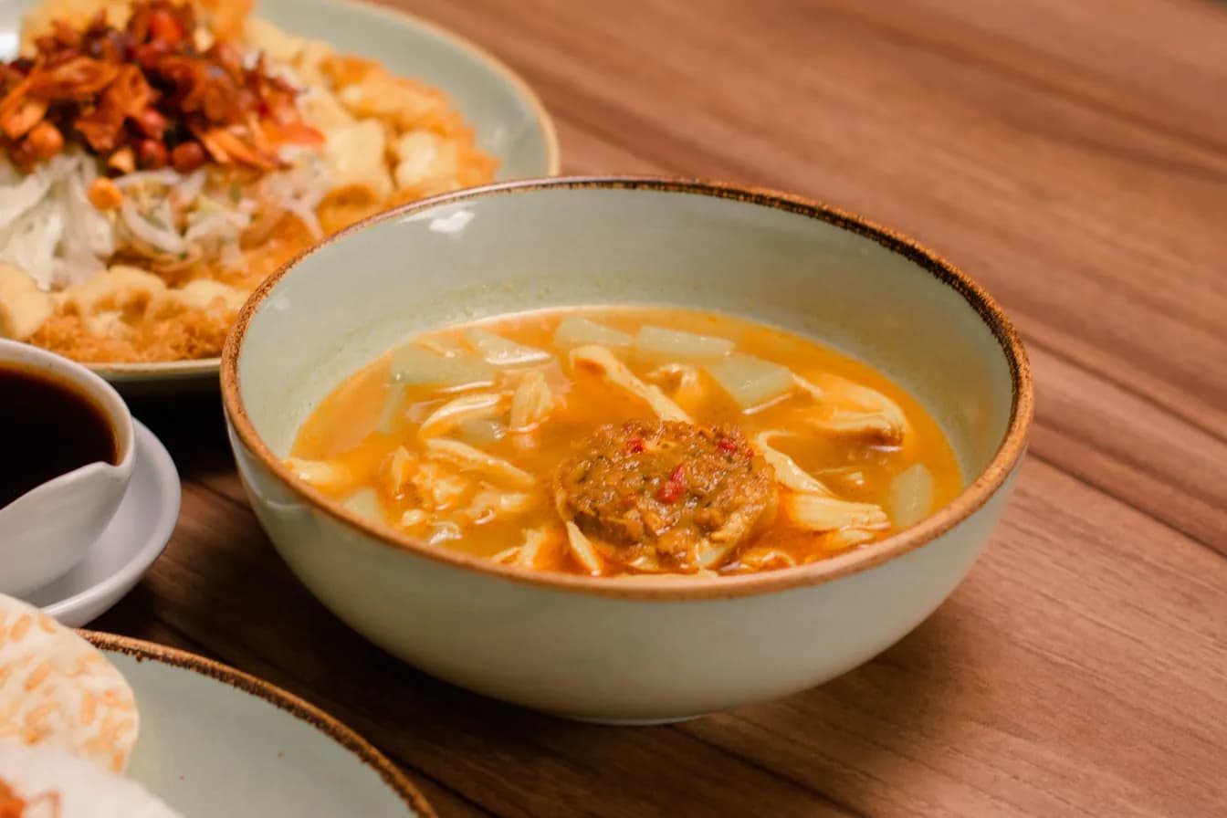 Soto Black