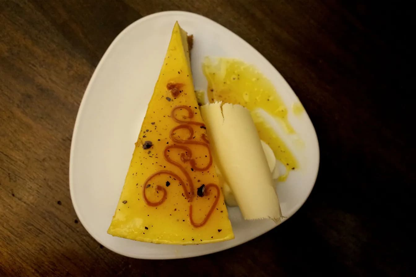 Mango Cheesecake