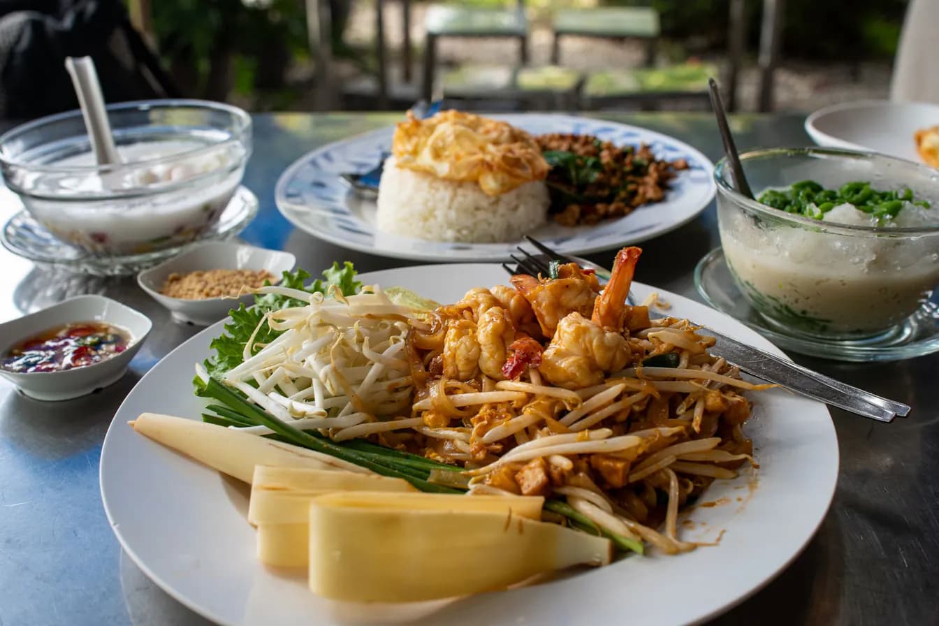 Pad Thai - Thai Signature Fried Noodles