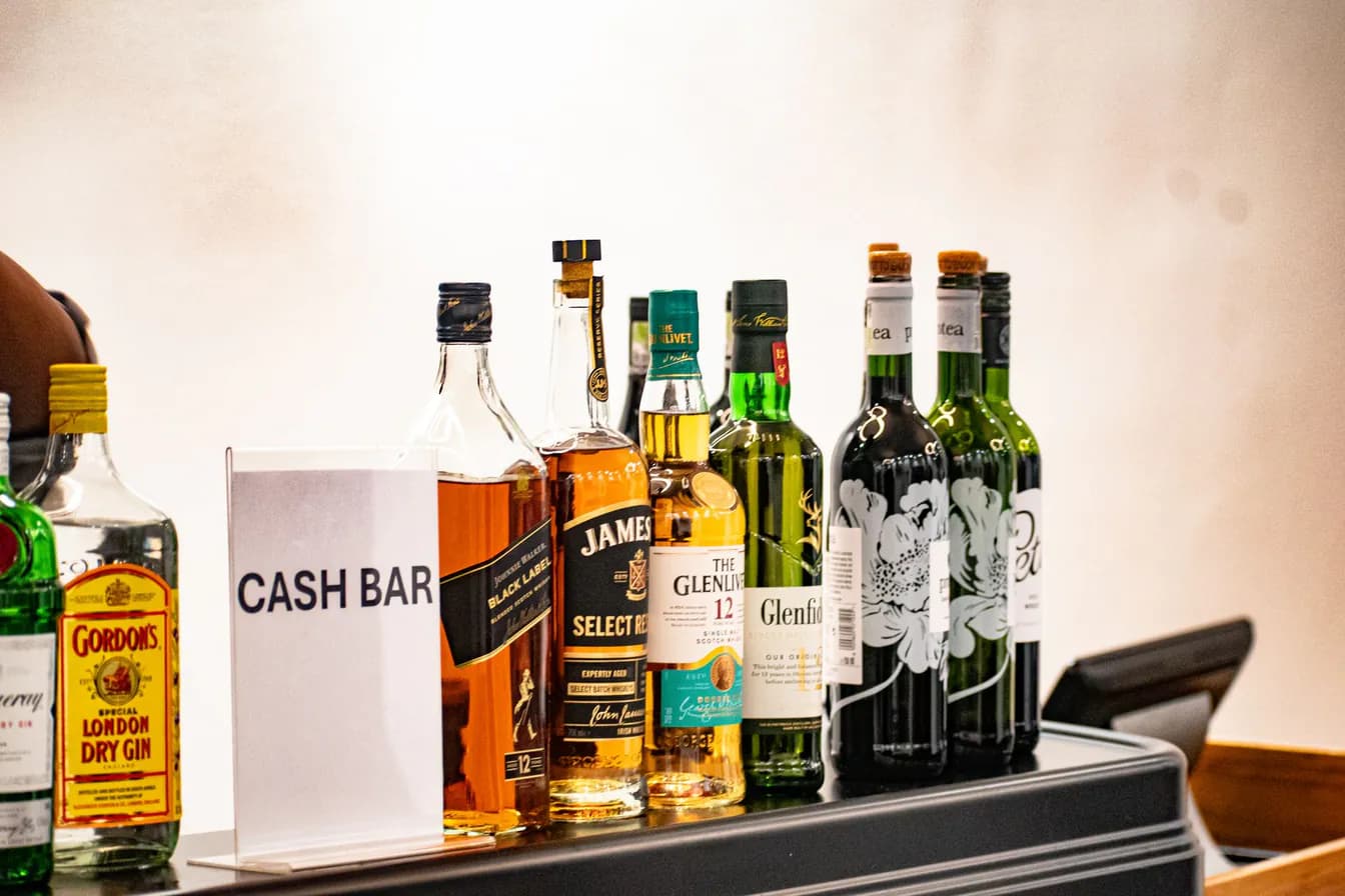 Cash Bar & Drink Ticket