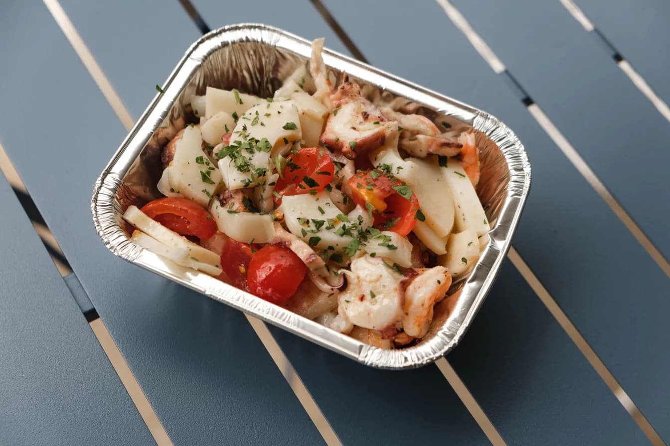 Calamaretti saltati con colatura d’alici