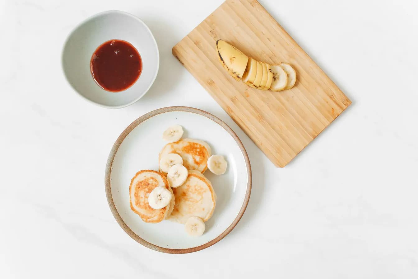 caramelized banana pancakes
