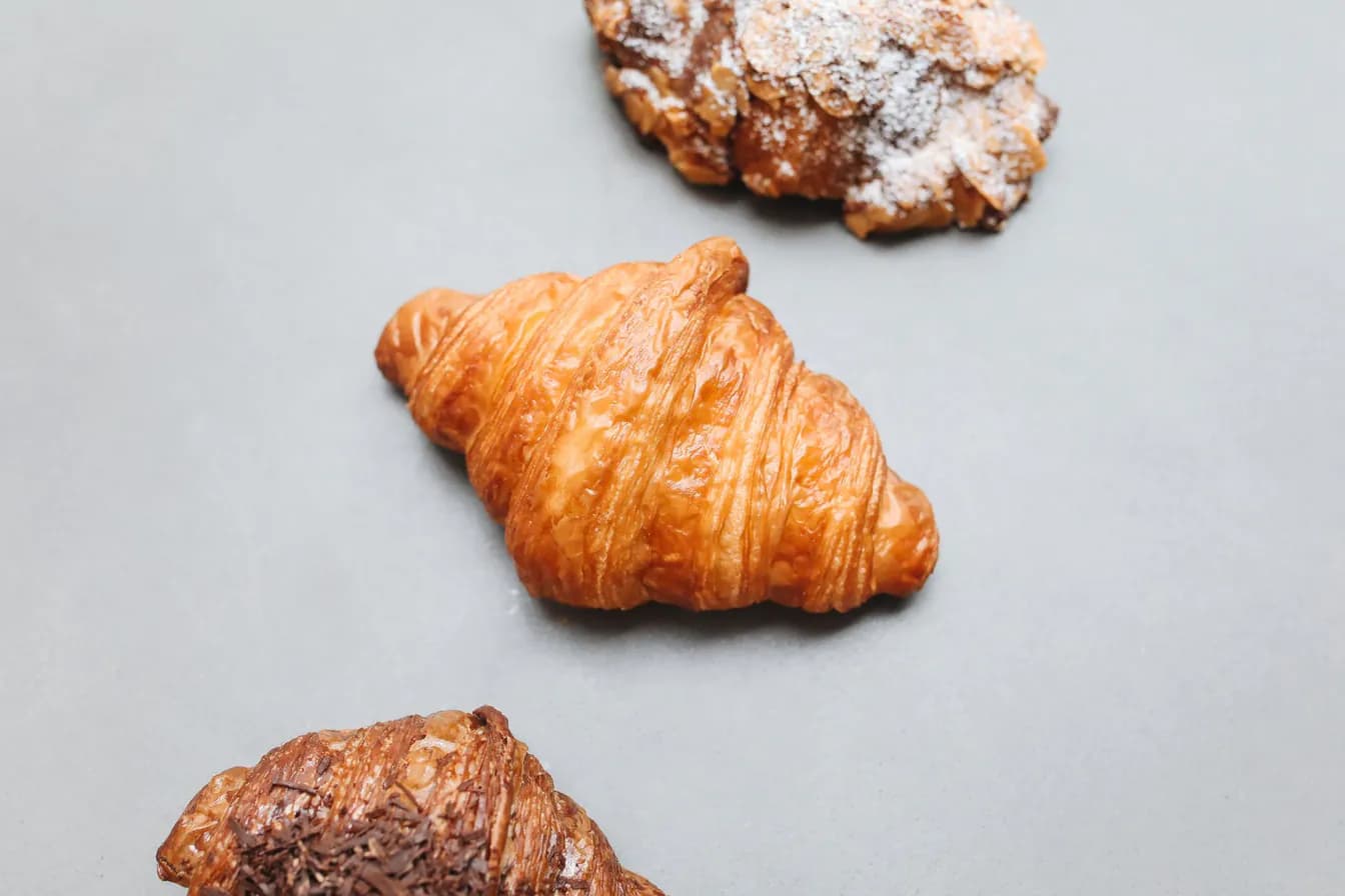 Large Plain Croissant