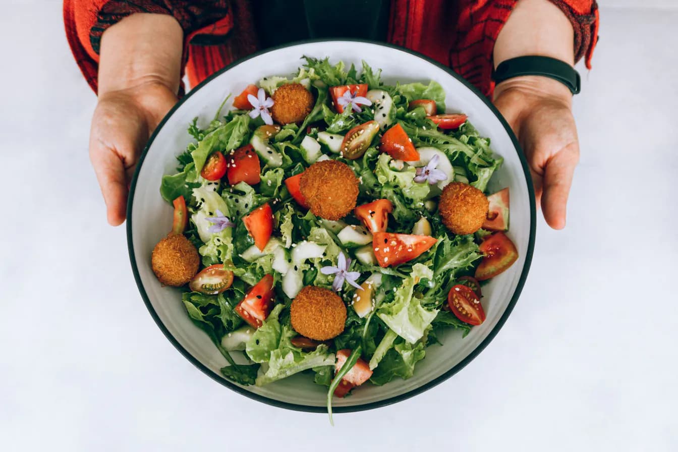FALAFEL SALAD