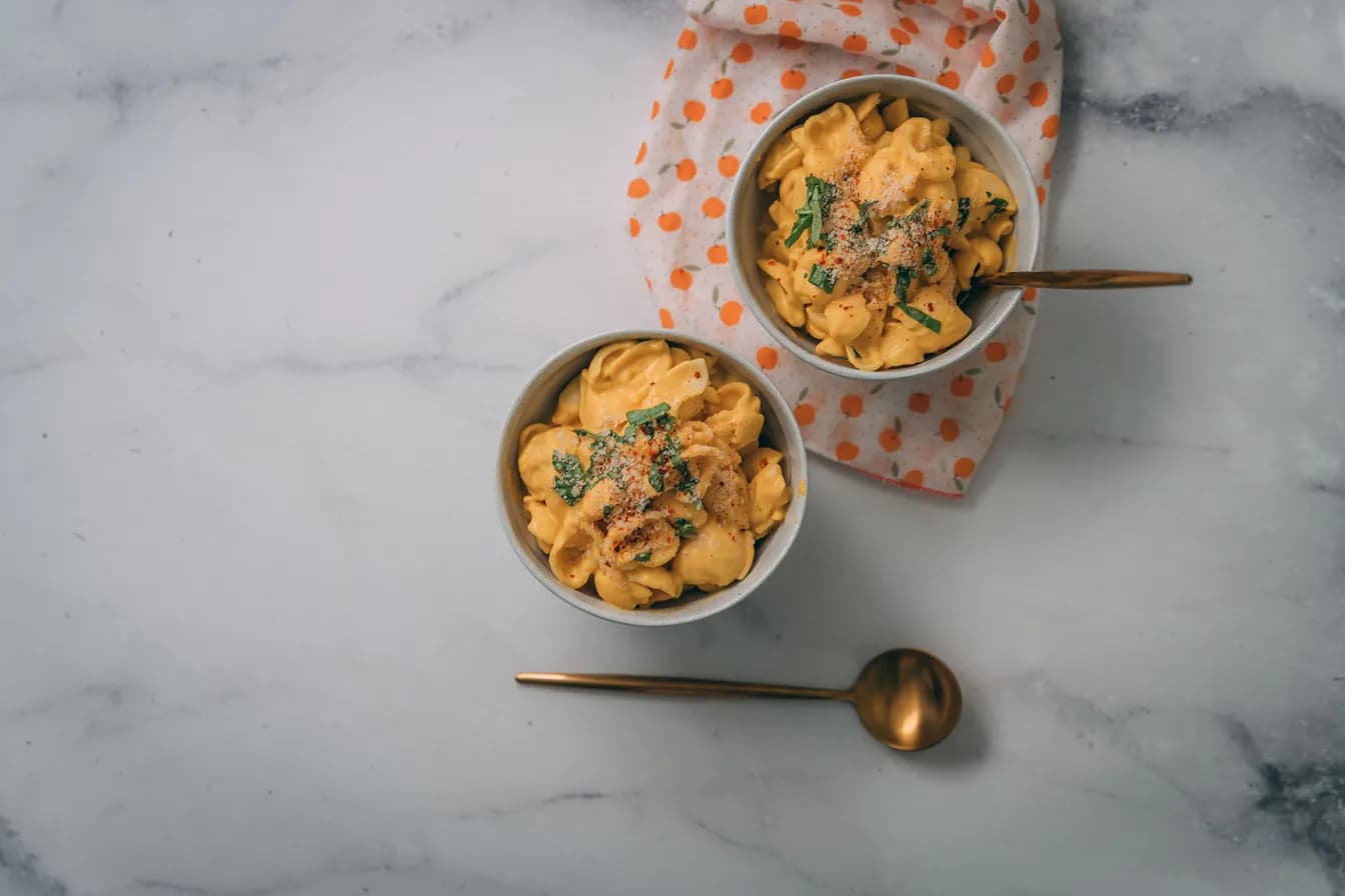 MAC & CHEESE